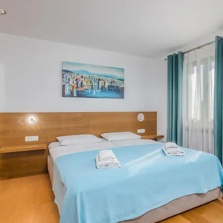 2 Bedroom Beautiful In Feriehus *