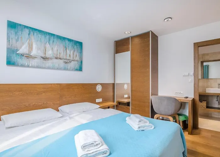 2 Bedroom Beautiful In