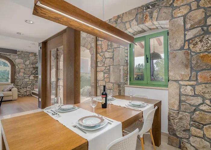 2 Bedroom Beautiful In Vakantiehuis *